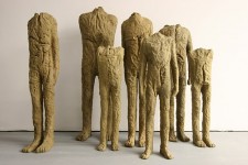 Magdalena Abakanowicz „Samotnie”, 2008 Magdalena Abakanowicz „Samotnie”, 2008